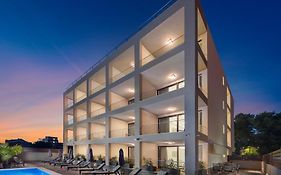 Ellure Luxury Suites